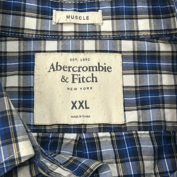Abercrombie & Fitch Men’s 2XL Muscle Fit Long Sleeve Blue Plaid Button Down - Picture 5 of 9